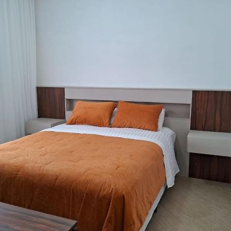Residencial 04 Monte Carlo Em Sao Roqueアパートメント エクステリア 写真